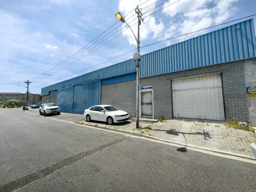 To Let commercial Property for Rent in Lansdowne Western Cape